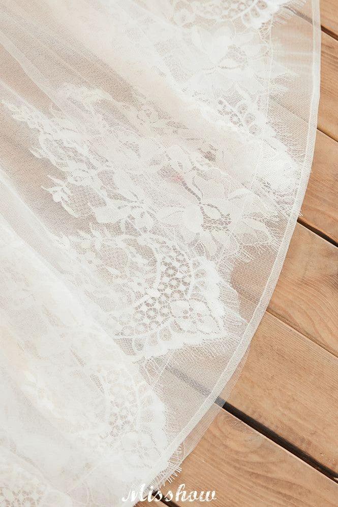 Sexy V-neck Princess Tulle Wedding Dress with Lace Appliques - Image 9