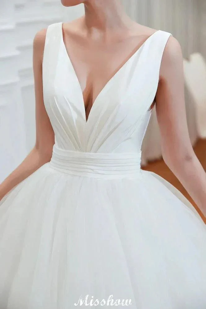 Sexy V-Neck Sleeveless Princess Spring Wedding Dress | White Low Back Bridal Gowns with Belt - Image 4