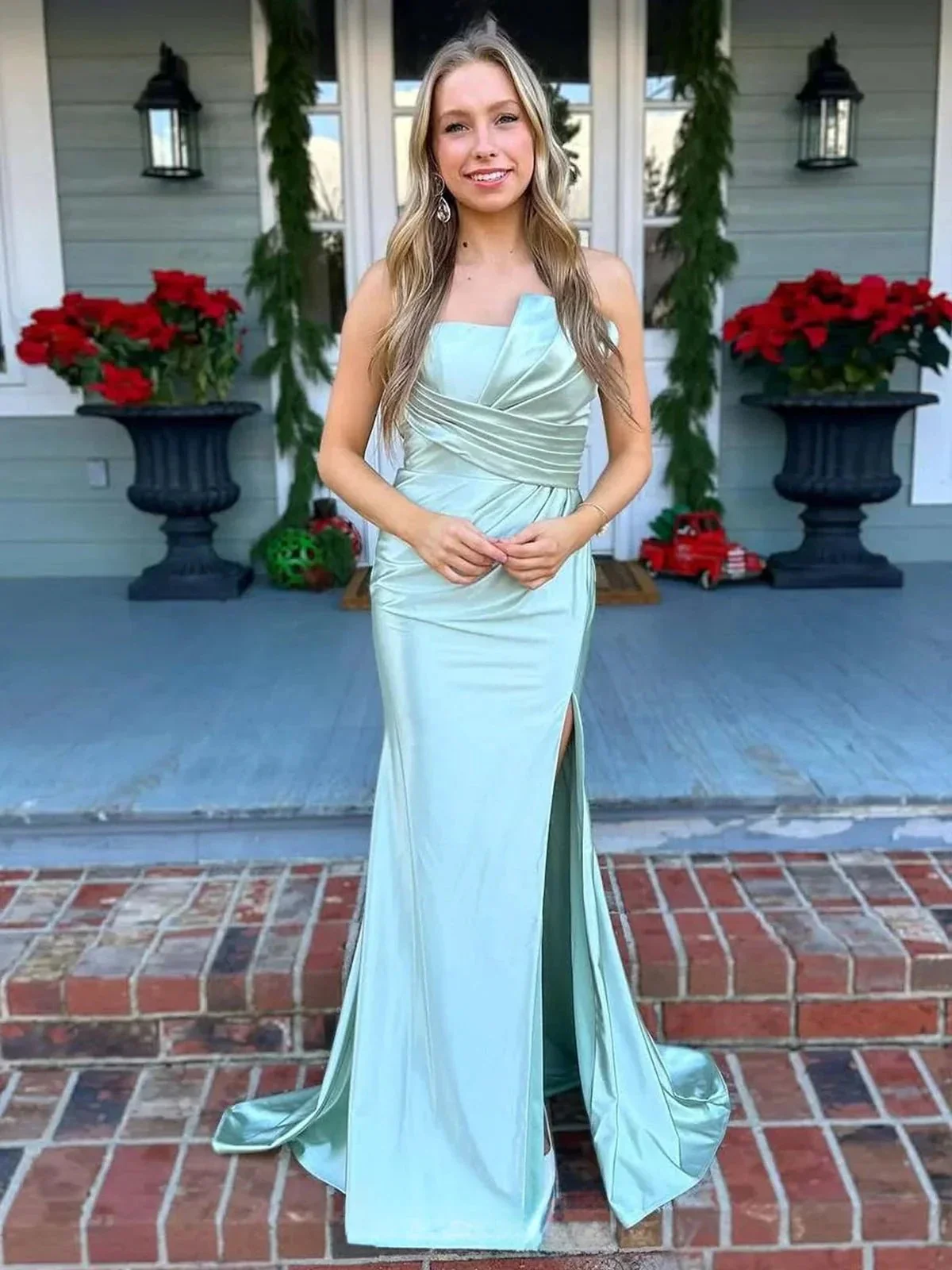 Shayna | Mermaid Pleats Strapless Black Long Prom Dresses with Slit - Image 3
