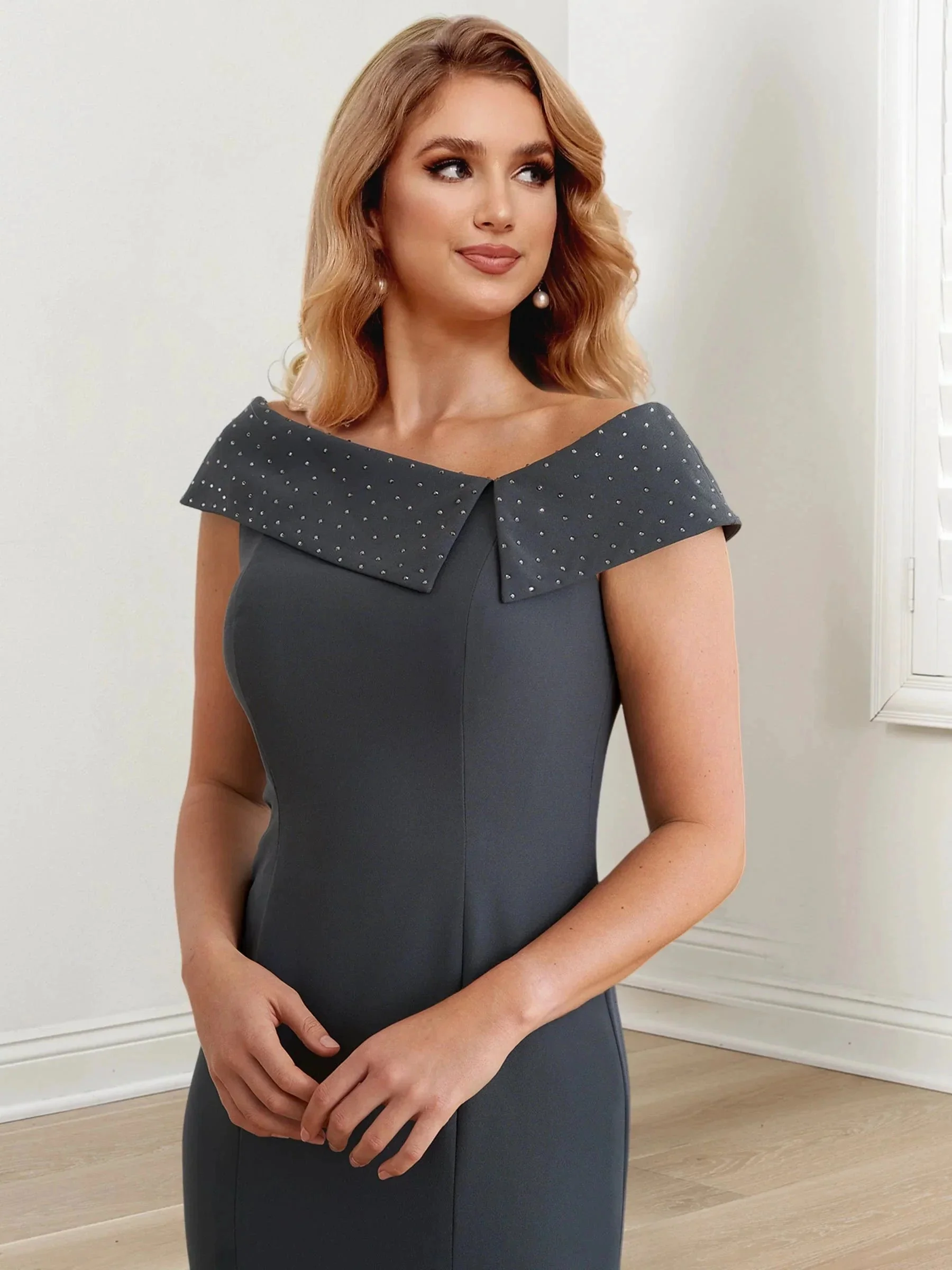 Sheath/Column Jewel Neck Floor-Length Mother of the Bride Dresses - Image 3
