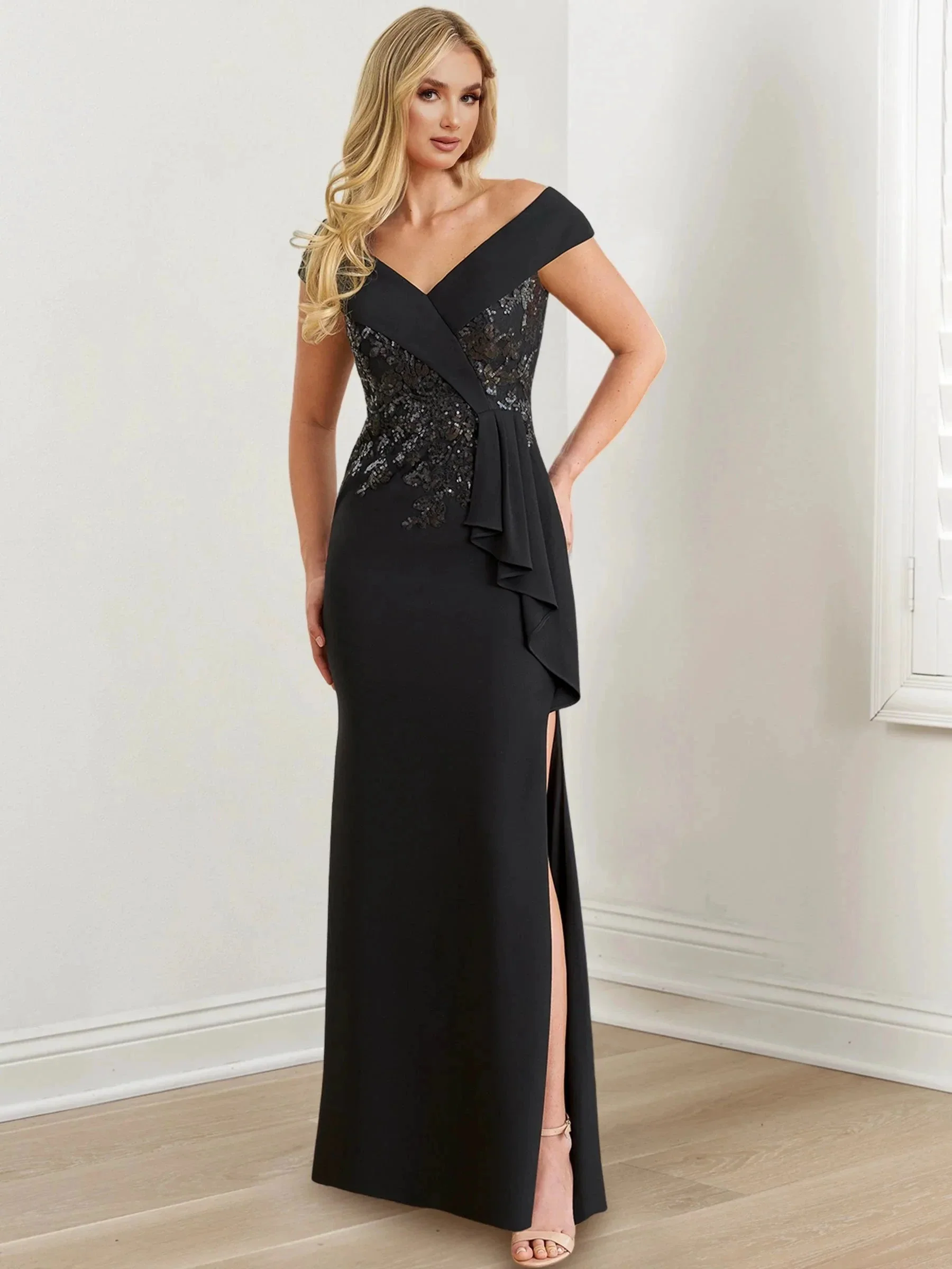 Sheath/Column V-Neck Floor-Length Mother of the Bride Dresses - Image 5