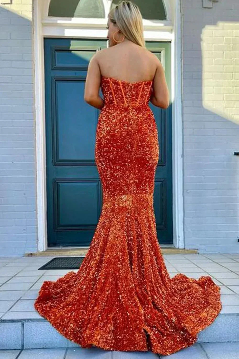 Royalty |Sheath Sweetheart Sequins Prom Dress with Slit - Image 6