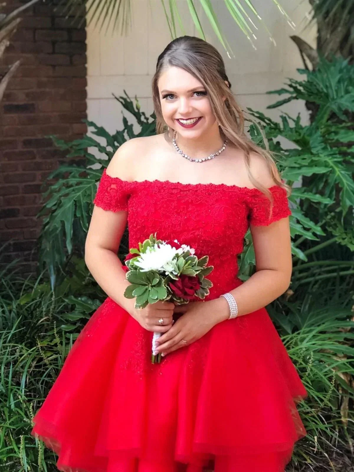 Short A-line Off the Shoulder Lace Tulle Red Prom Homecoming Dresses - Image 2