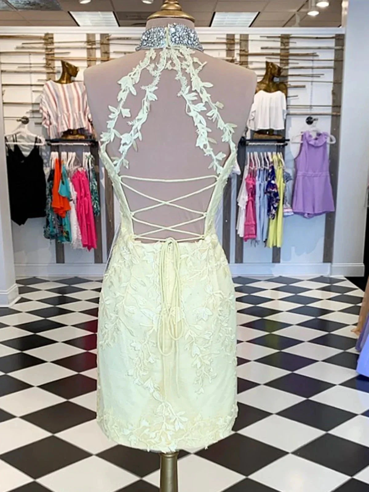 Short Mermaid Backless Lace Prom Formal Homecoming Dresses - Image 2