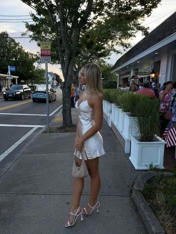 Simple A-line V Neck Homecoming Dress Short Party Dress Y2011 - Image 2