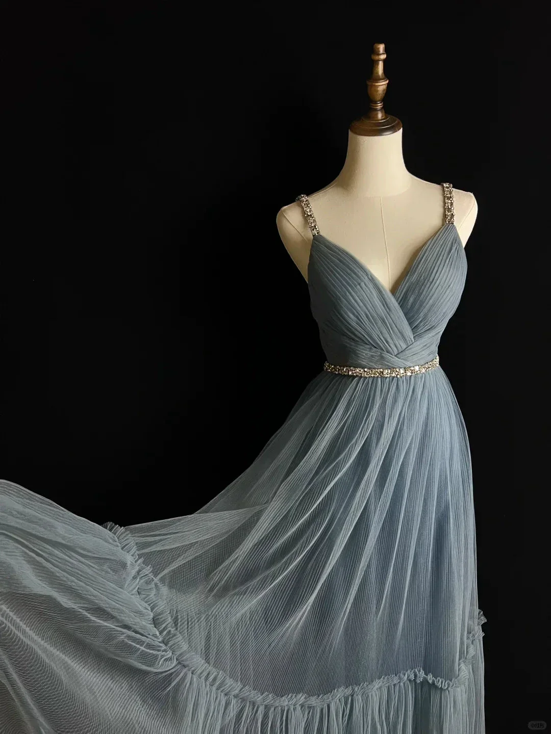Simple Blue Tulle Beaded A Line Evening Dress Spaghetti Straps V Neck Prom Dress Y8649 - Image 3
