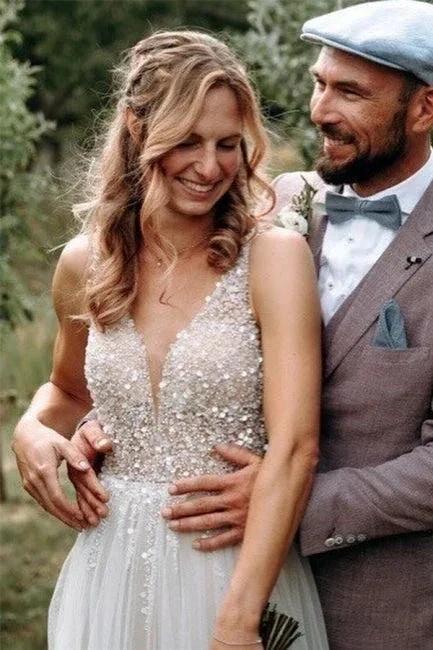 Simple Boho A-line V-neck Backless Sleeveless Wedding Dresses With Lace - Image 4