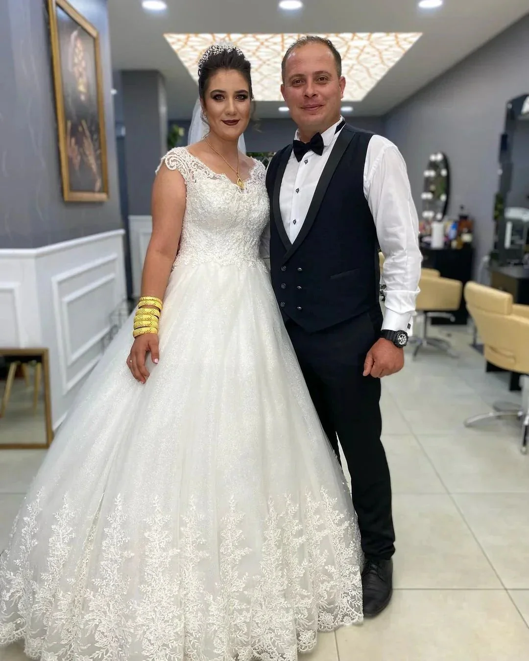 Simple Long A-line V-neck Lace Tulle Wedding Dress - Image 2