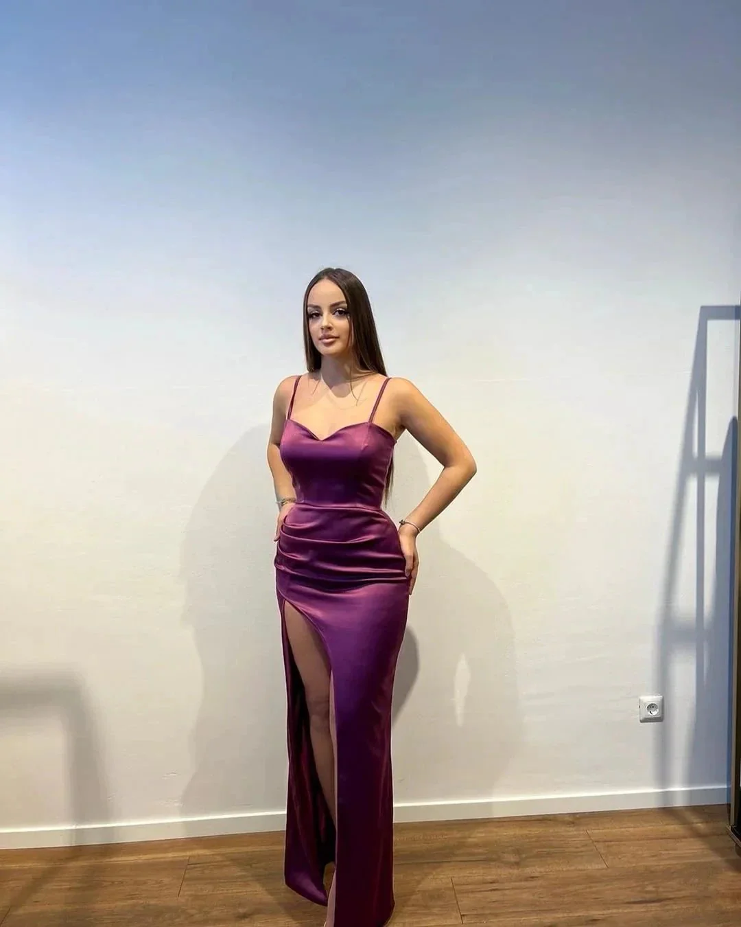 Simple Long Mermaid Spaghetti Straps V-neck Sleeveless Prom Dress With Slit - Image 7