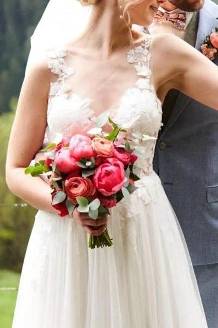 Simple Long White A-line V-neck Sleeveless Tulle Lace Wedding Dress with Slit - Image 4