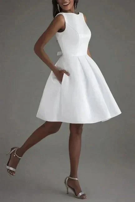 Simple Short White Sleeveless Backless Wedding Dresses - Image 3