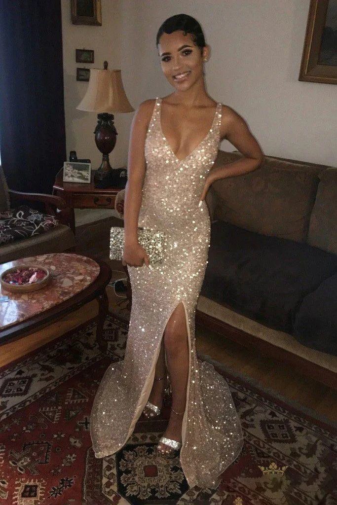 Sleek Glitter Long Mermaid V-neck Sequined Prom Dress with Slit - Image 2