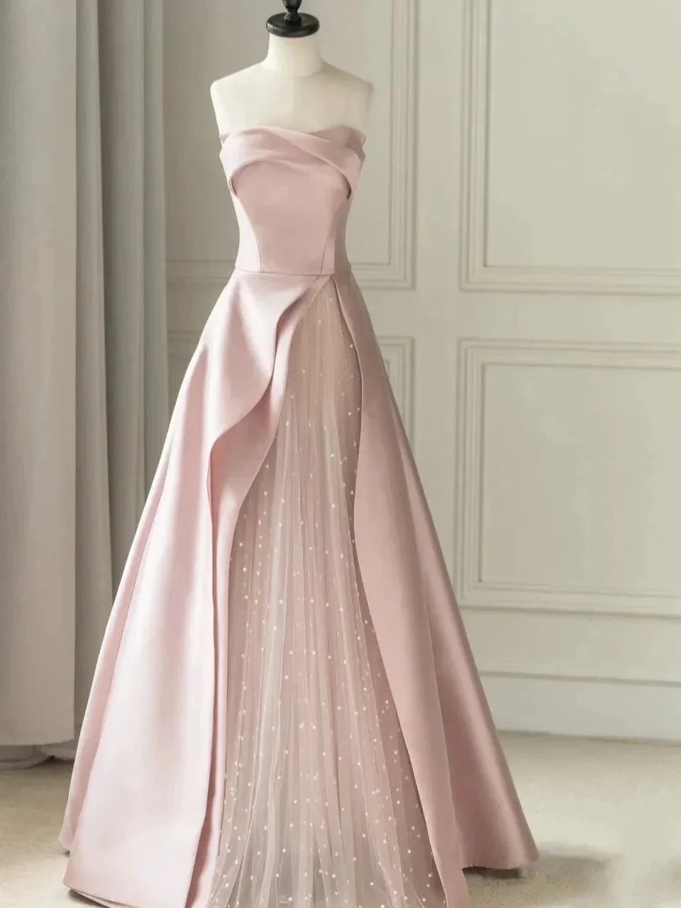 Sleeveless Satin A-Line Floor-Length Evening Gown Slit with Tulle Strapless Prom Dress - Image 6