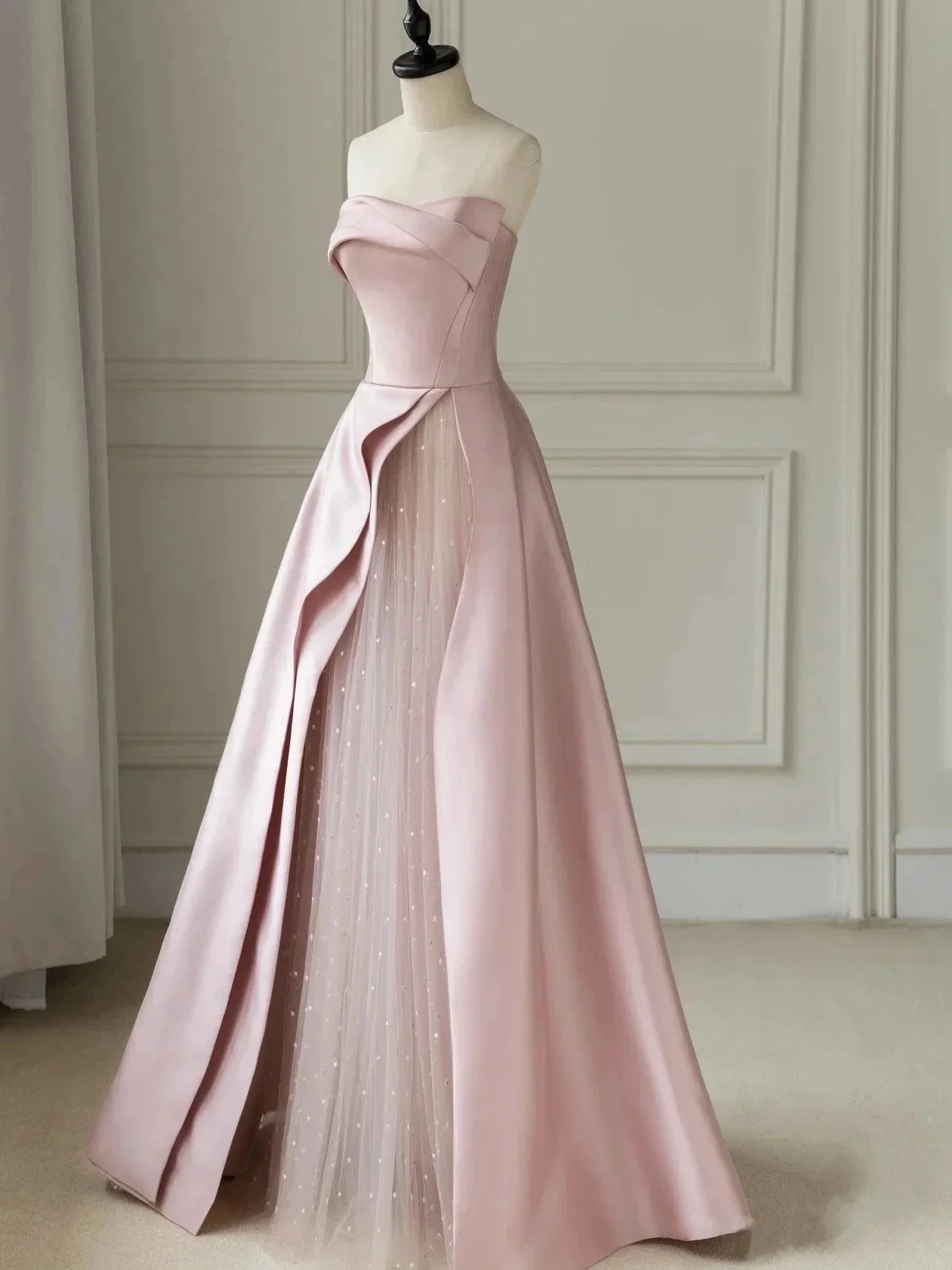 Sleeveless Satin A-Line Floor-Length Evening Gown Slit with Tulle Strapless Prom Dress - Image 8