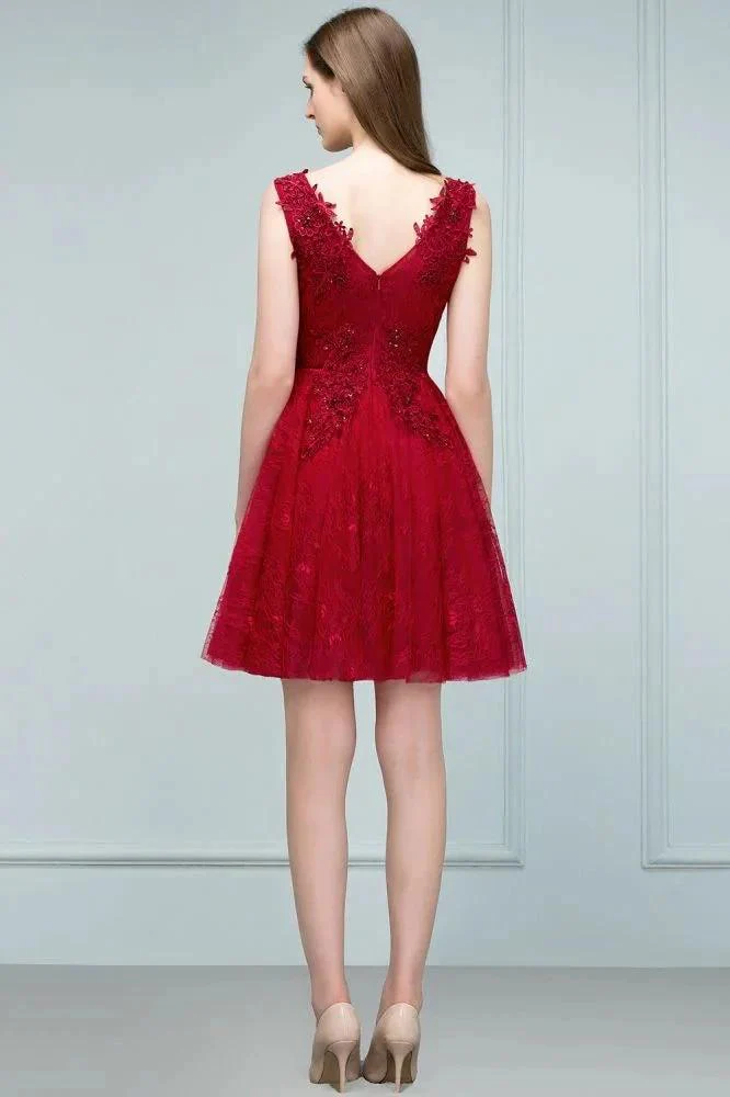 Sleeveless Short A-line V-neck Lace Appliqued Tulle Prom Dresses - Image 2