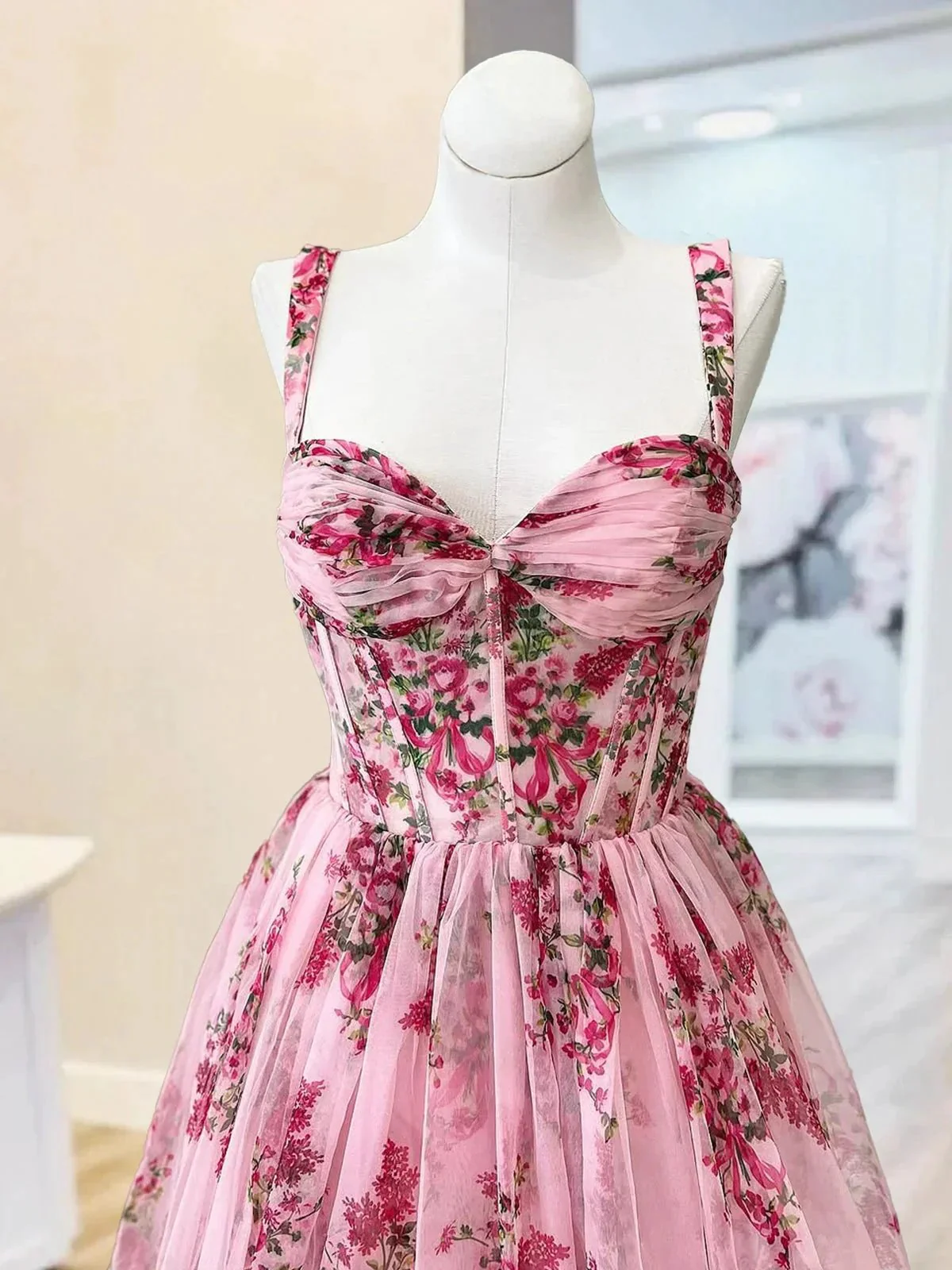 Sosi | Pink Sweetheart A Line  Floral Printed Chiffon Long Prom Dress With Bow - Image 3