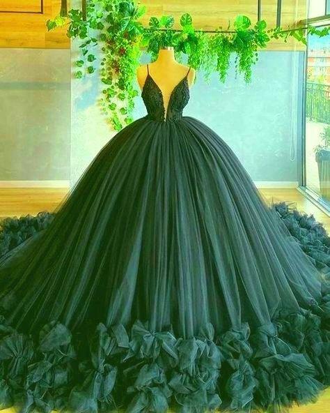 Spaghetti Straps Green Tulle Ball Gown A-line V Neck Sweet 16 Dress Y46 - Image 2