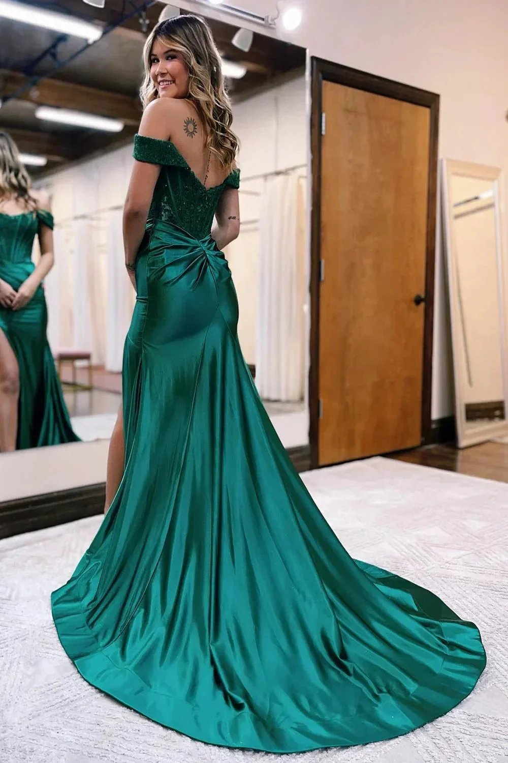 Raelyn |Mermaid Off the Shoulder Satin Prom Dress with Slit - Image 5