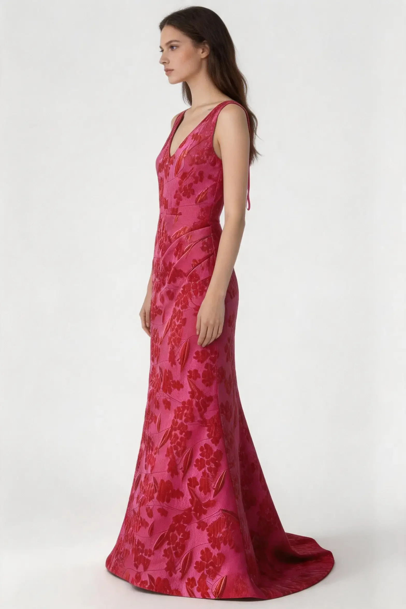Elegant Crimson Floral Jacquard Two‑Piece Evening Gown with Tailored Jacket - Image 4