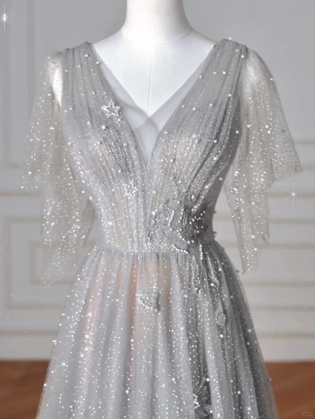 Sparkly Gray Tulle Sequins A Line Prom Dress Sexy V Neck Evening Dress Y8638 - Image 2