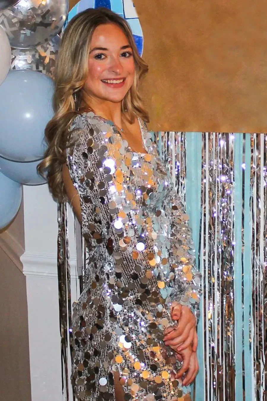 Sparkly Silver Square Neck Sequins Long Sleeves Short Homecoming Dress - Image 3