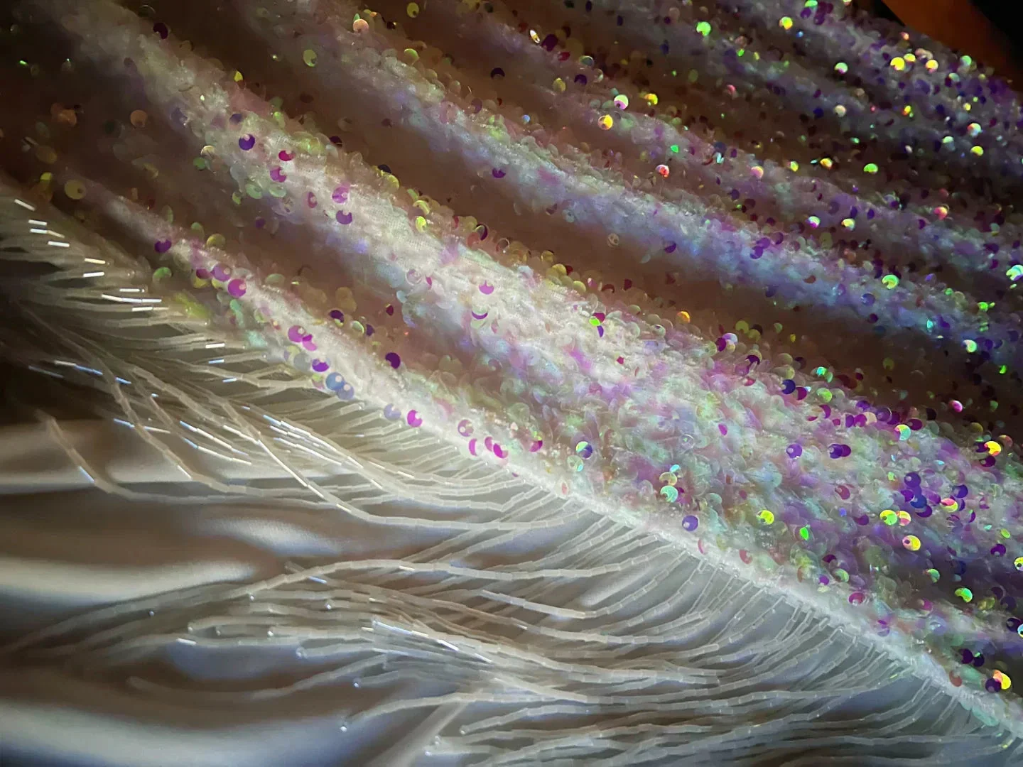Sparkly White Spaghetti Straps Sequins Prom Dress Mermaid Slit Tassel Evening Dress Y8648 - Image 6