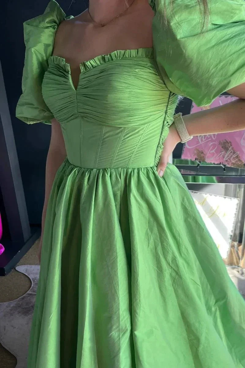 Lynette | Square Neck Fuchsia Puff Sleeves A-Line Prom Dress - Image 4
