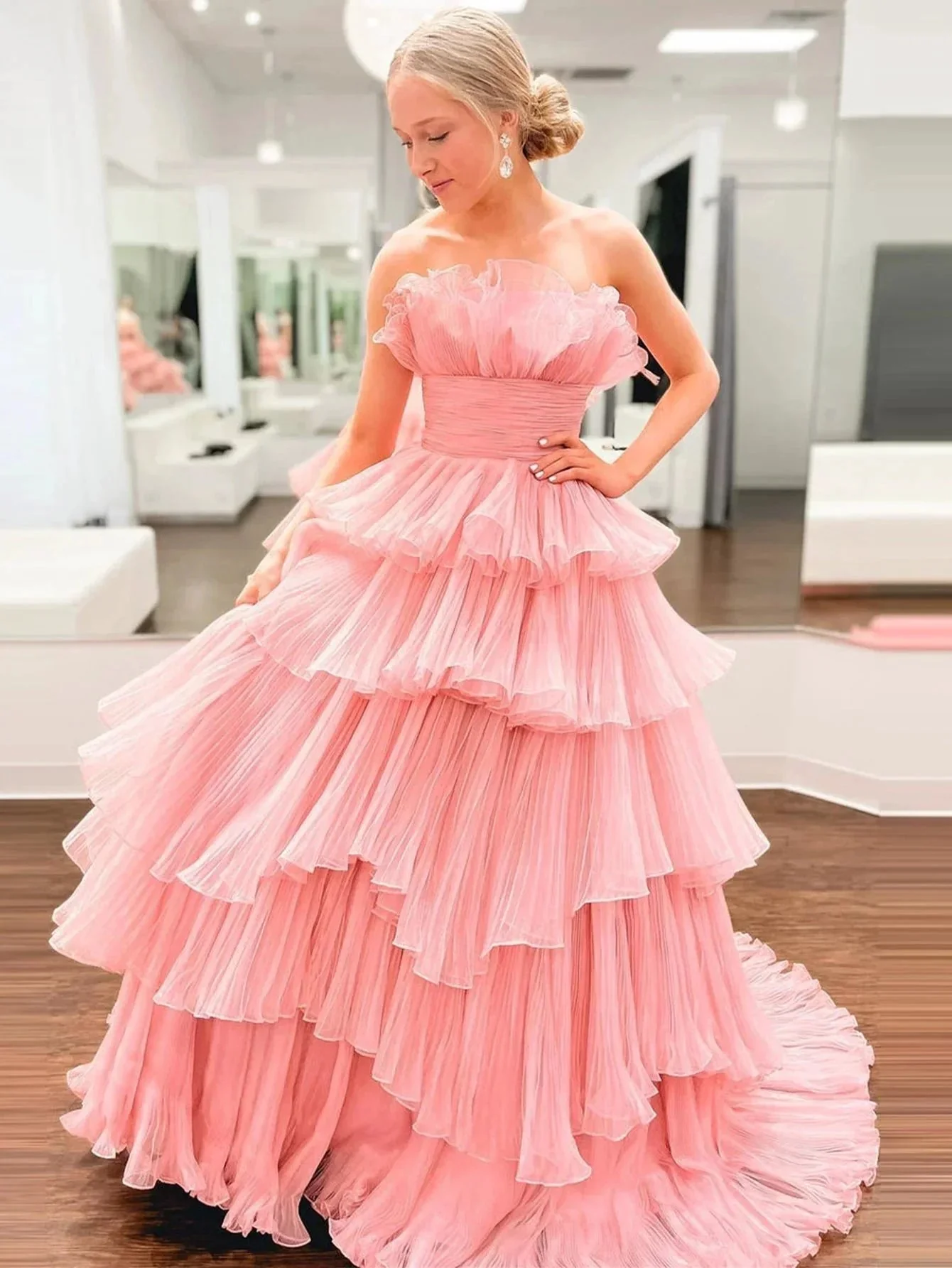 Vanessa |Strapless A-Line Tiered Crinkled Tulle Prom Dress - Image 5