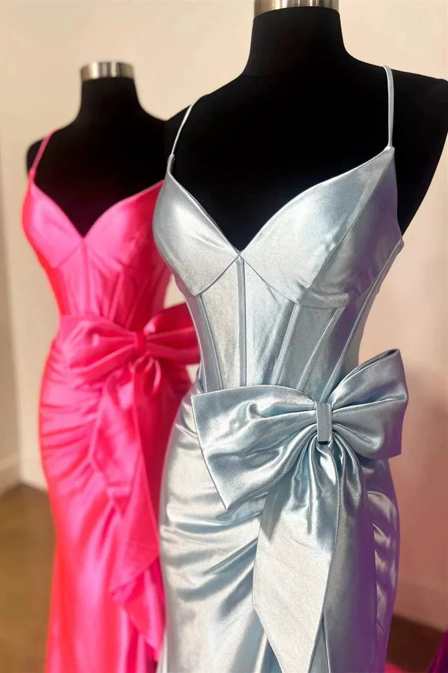 Jianna | Straps V-Neck Satin Mermaid Prom Dress with Bow - Image 3