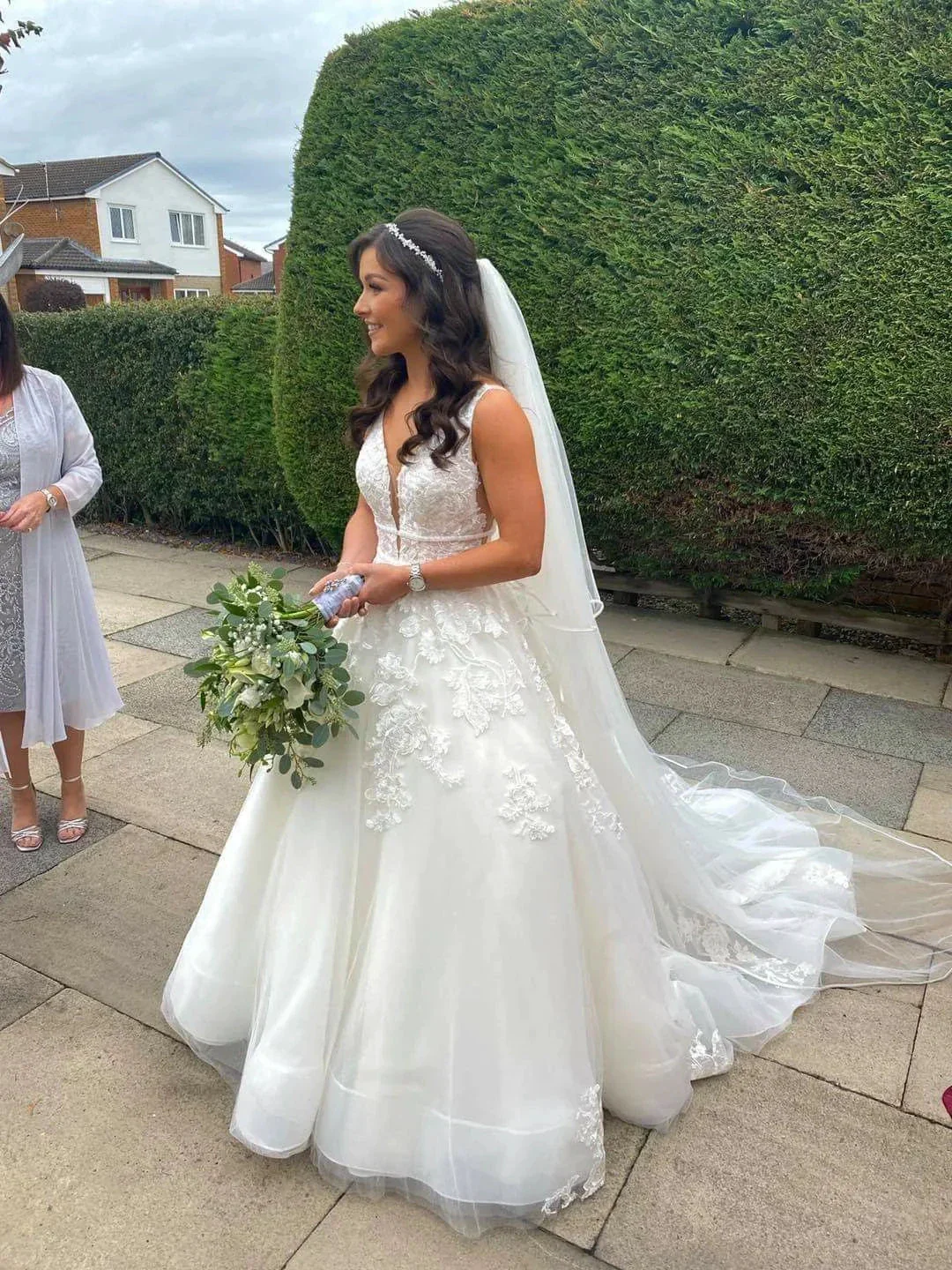 Stunning A-line White Tulle Appliques Wedding Dress,White Bridal Dress Y5220 - Image 2