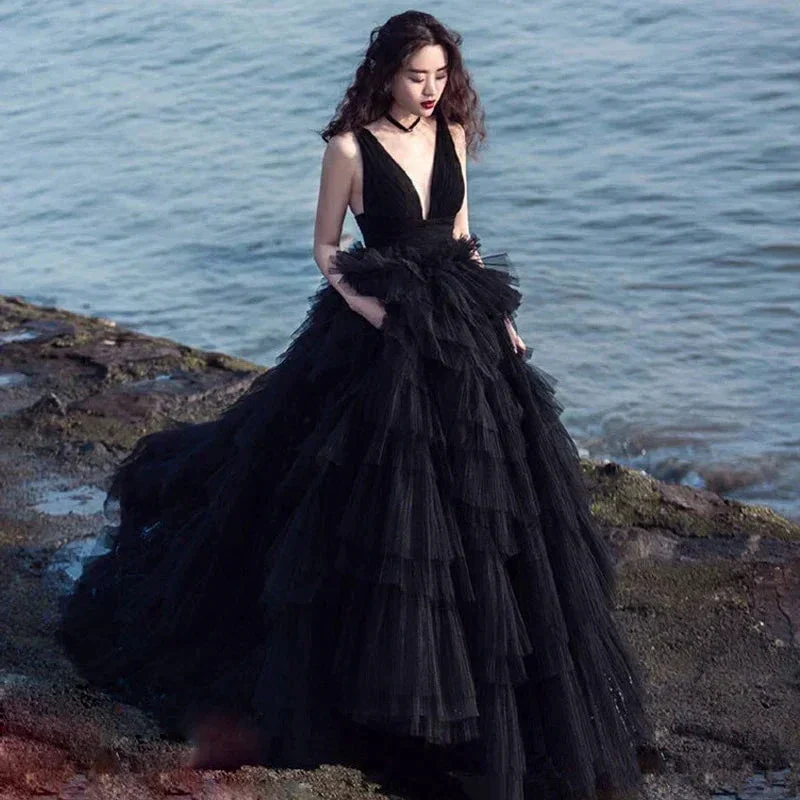 Stunning Gothic Backless Bridal Dress With Tulle Tiered Ball Gown Y76 - Image 2
