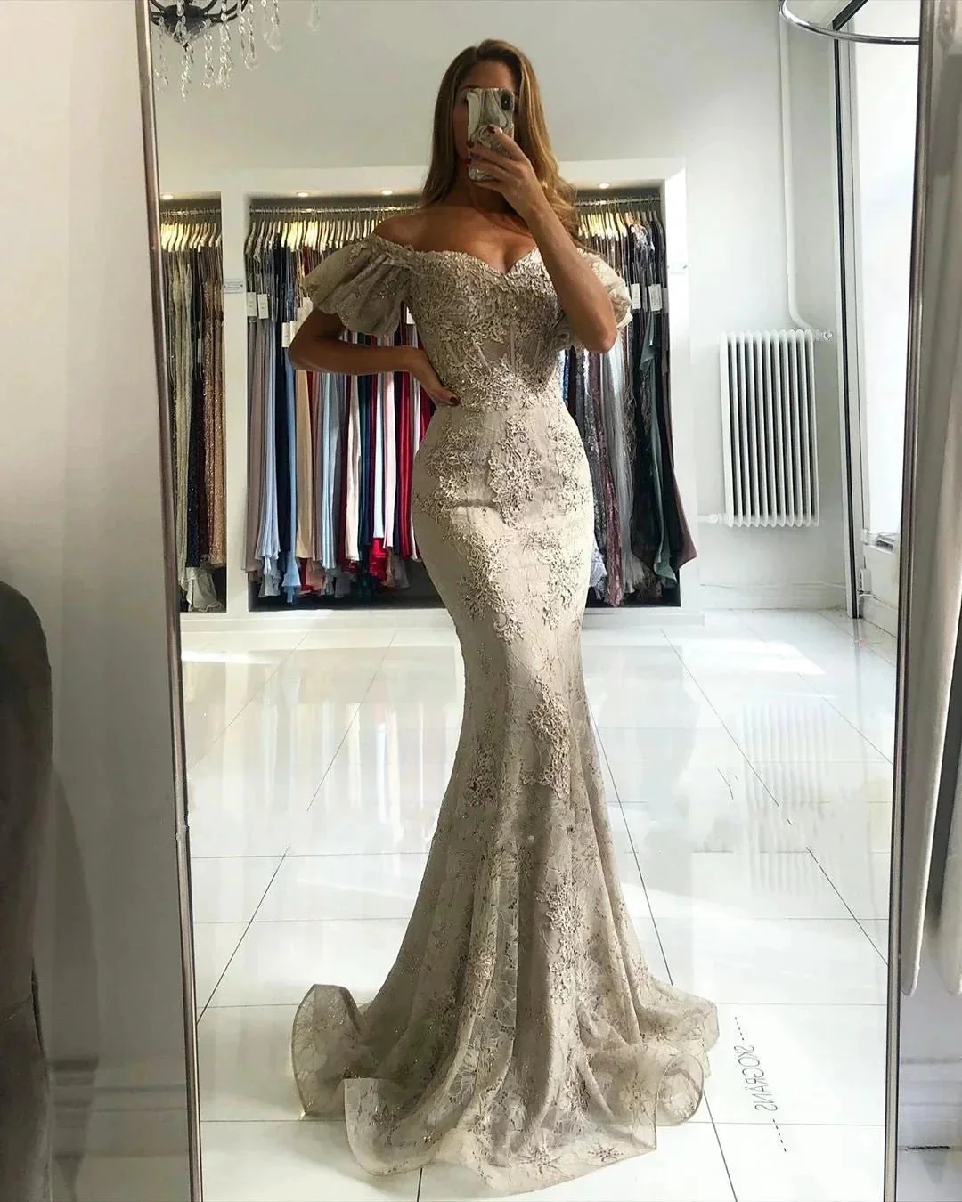 Stunning Long Off-the-shoulder Lace Mermaid Prom Dress with Puffy Sleeves - Image 2