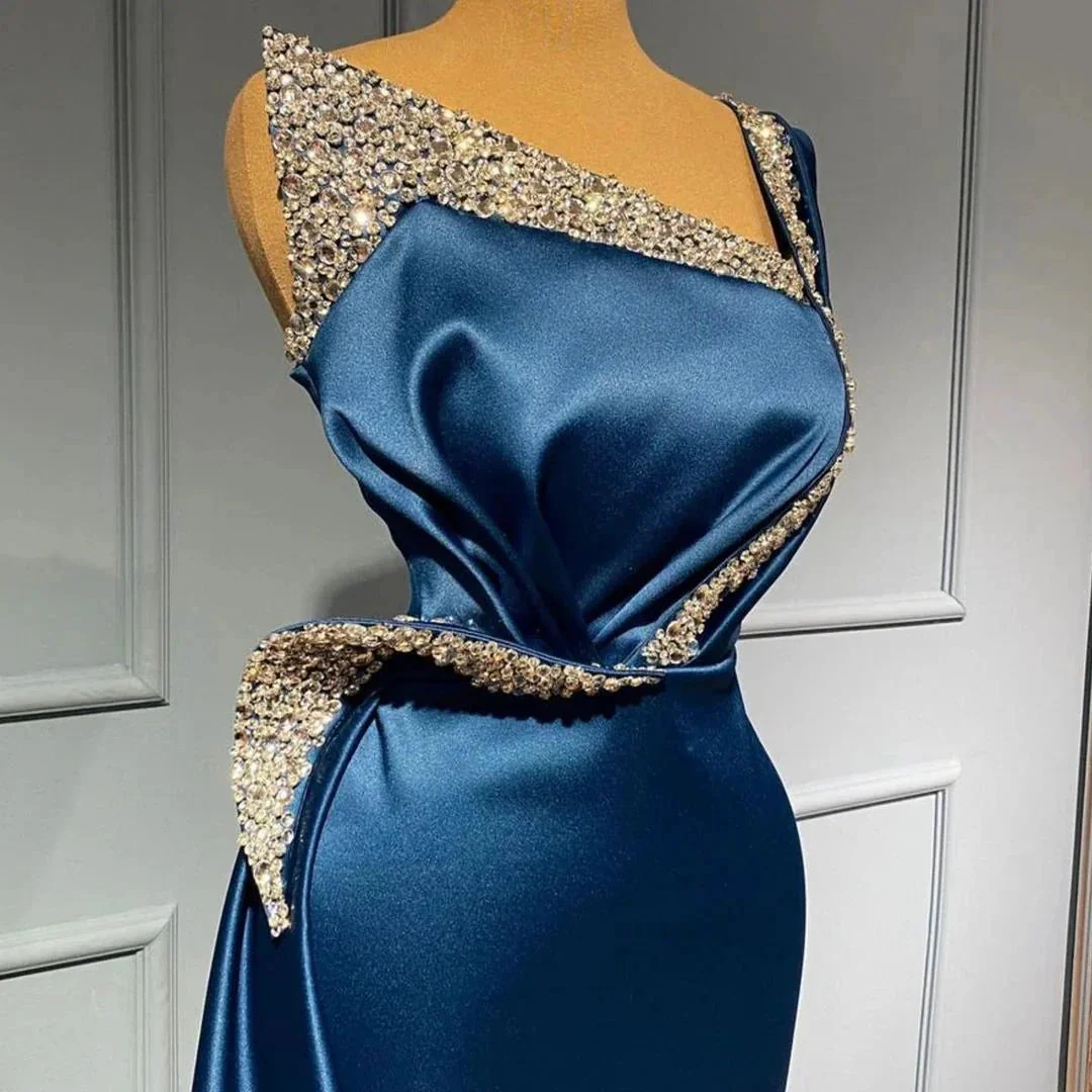 Stunning Long One shoulder Stretch Satin Mermaid Prom Dress - Image 4