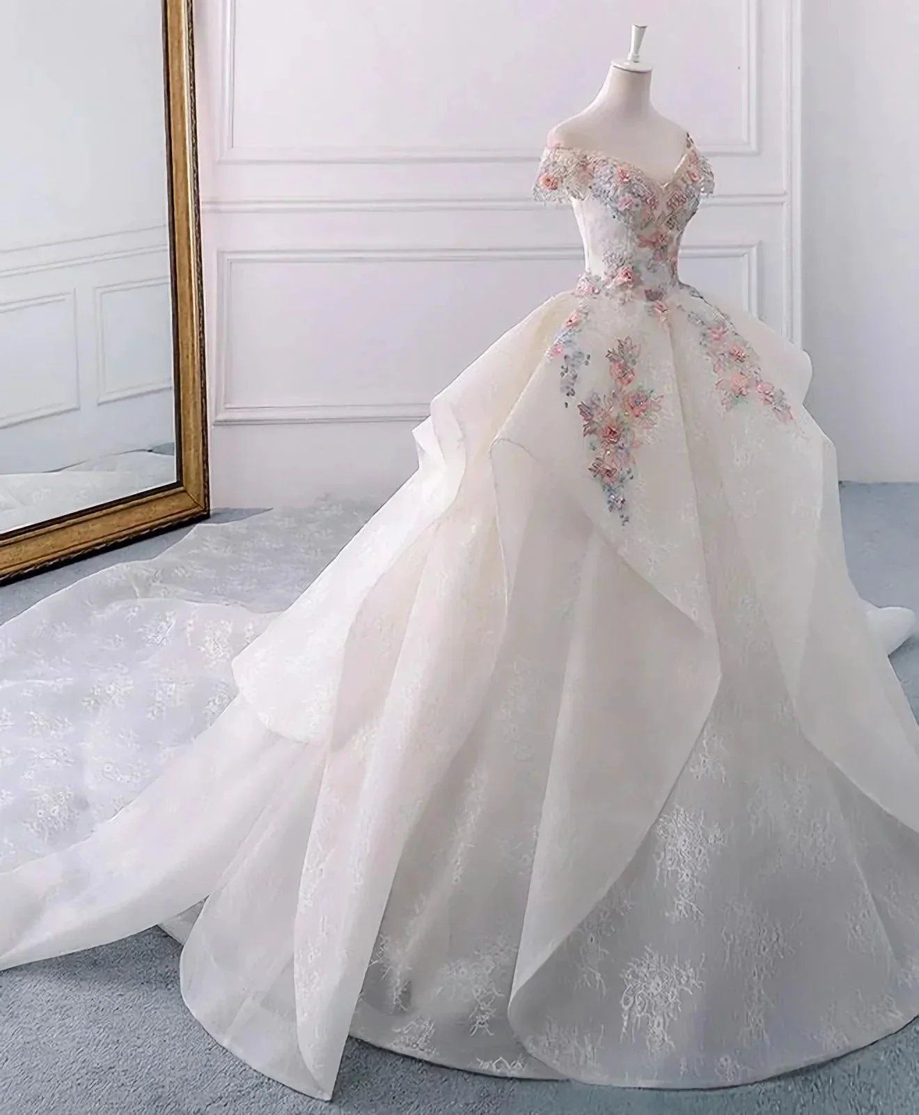 Stunning Off The Shoulder Flower Ball Gown Lace Wedding Dress Y1145 - Image 4