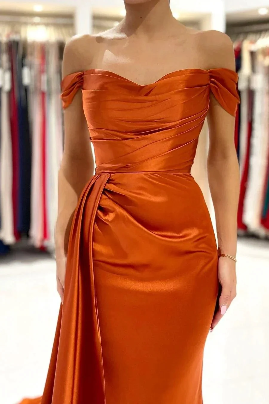 Stunning Stretch Satin Off Shoulder Evening Gown with Side Slit Detachable Train - Image 3