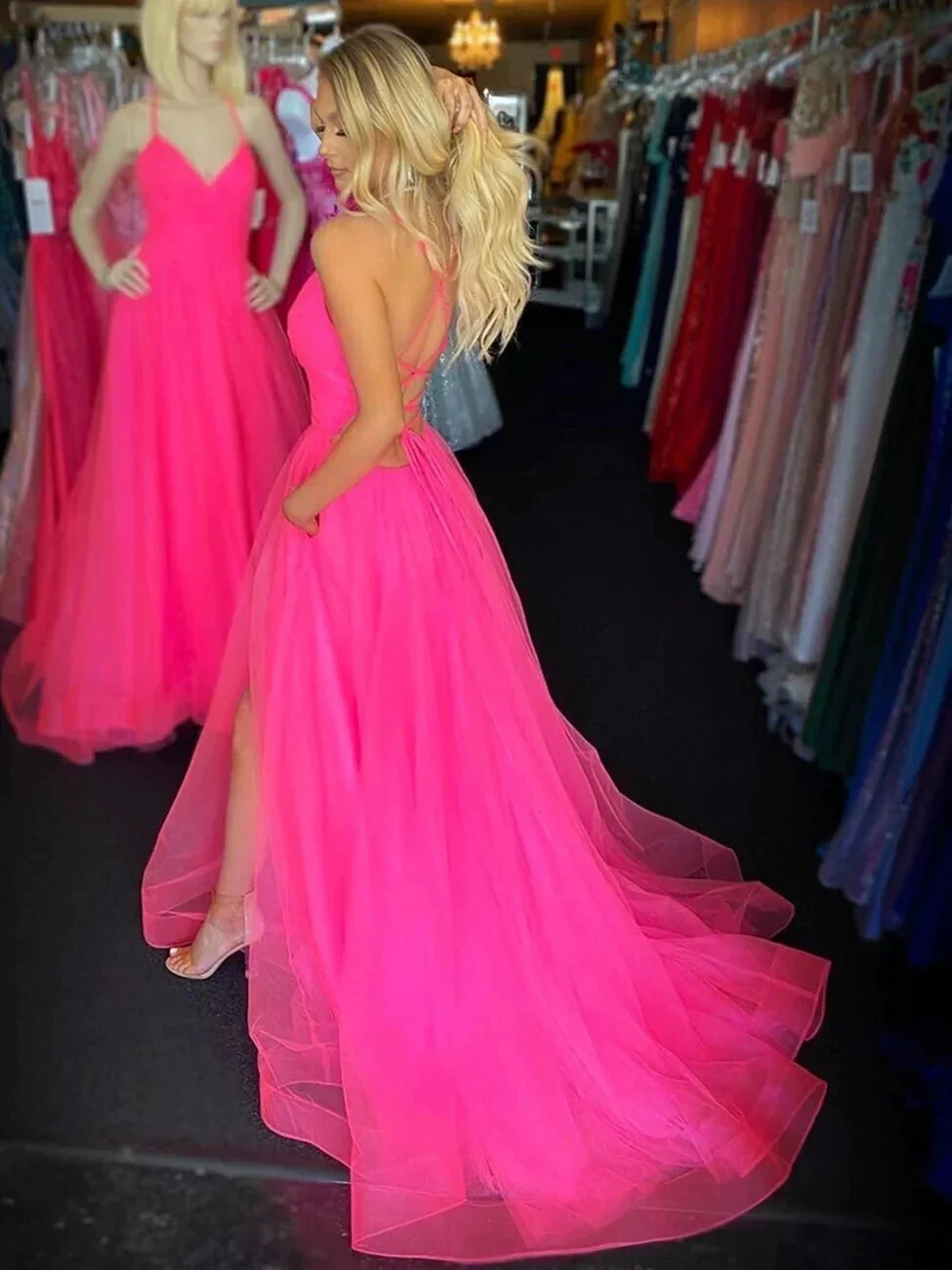 Stylish A-line V Neck Backless Tulle Long Prom Dresses with Leg Slit - Image 2