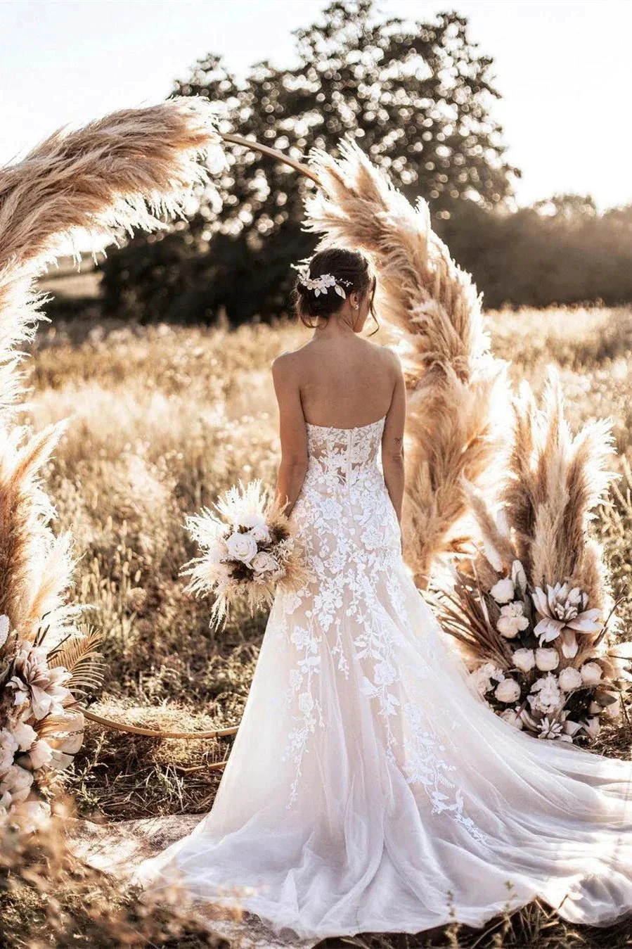 Stylish white Sweeteart Tulle Lace Wedding Dress - Image 2