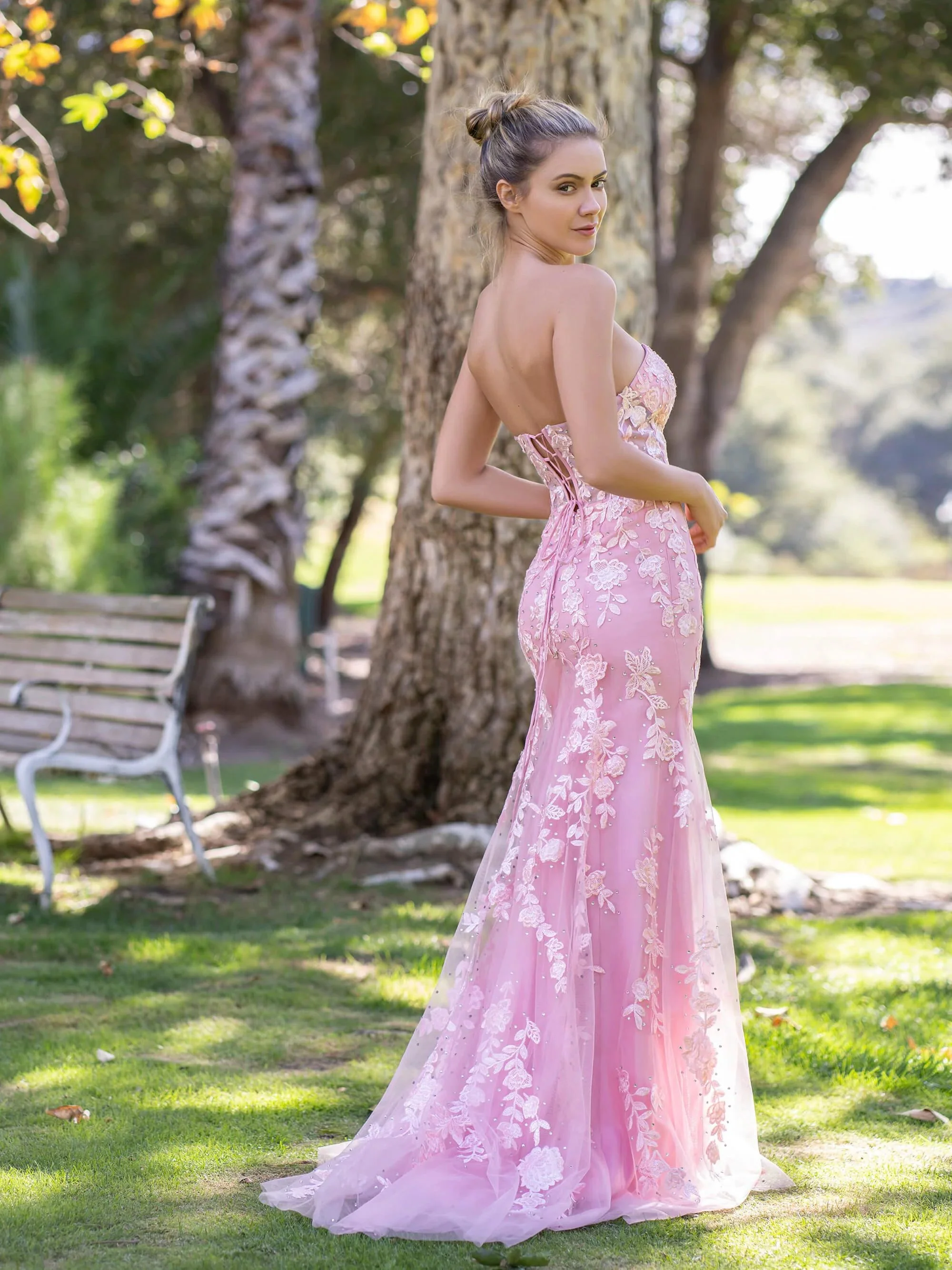Sweetheart Neck Lace Mermaid Tulle Prom Dress - Image 2