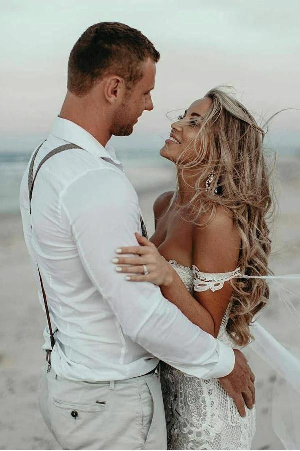 Sweetheart Sheath/Column Lace Appliques Beach Wedding Dress Bridal Dress WD517 - Image 4