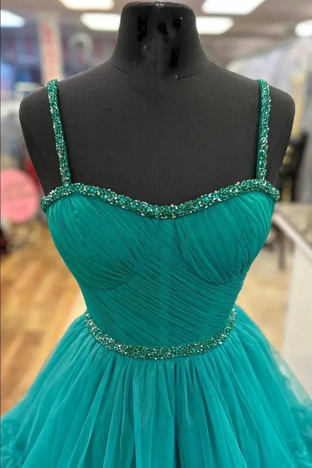 Tiered Ruffle Sweetheart Beaded Long Prom Dress - Image 4