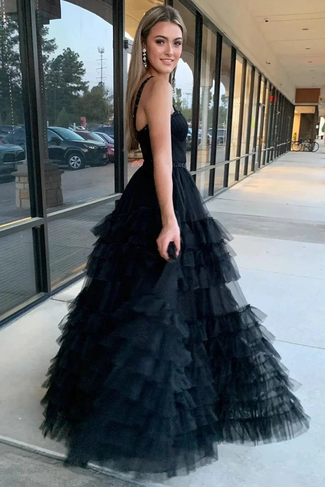 Tiered Ruffle Sweetheart Beaded Long Prom Dress - Image 9