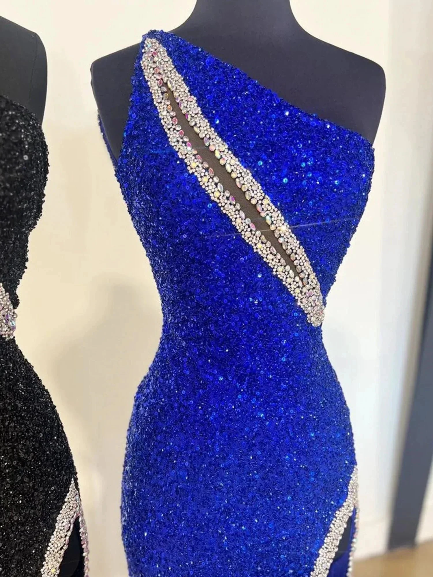 Tove | Orange One Sholder Sequins Mermaid Prom Dresses with Slit - Image 9