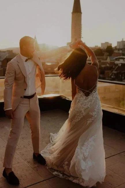 Unique Spaghetti Straps Sleeveless Column Floor-Length Lace Wedding Dresses with Appliques - Image 3