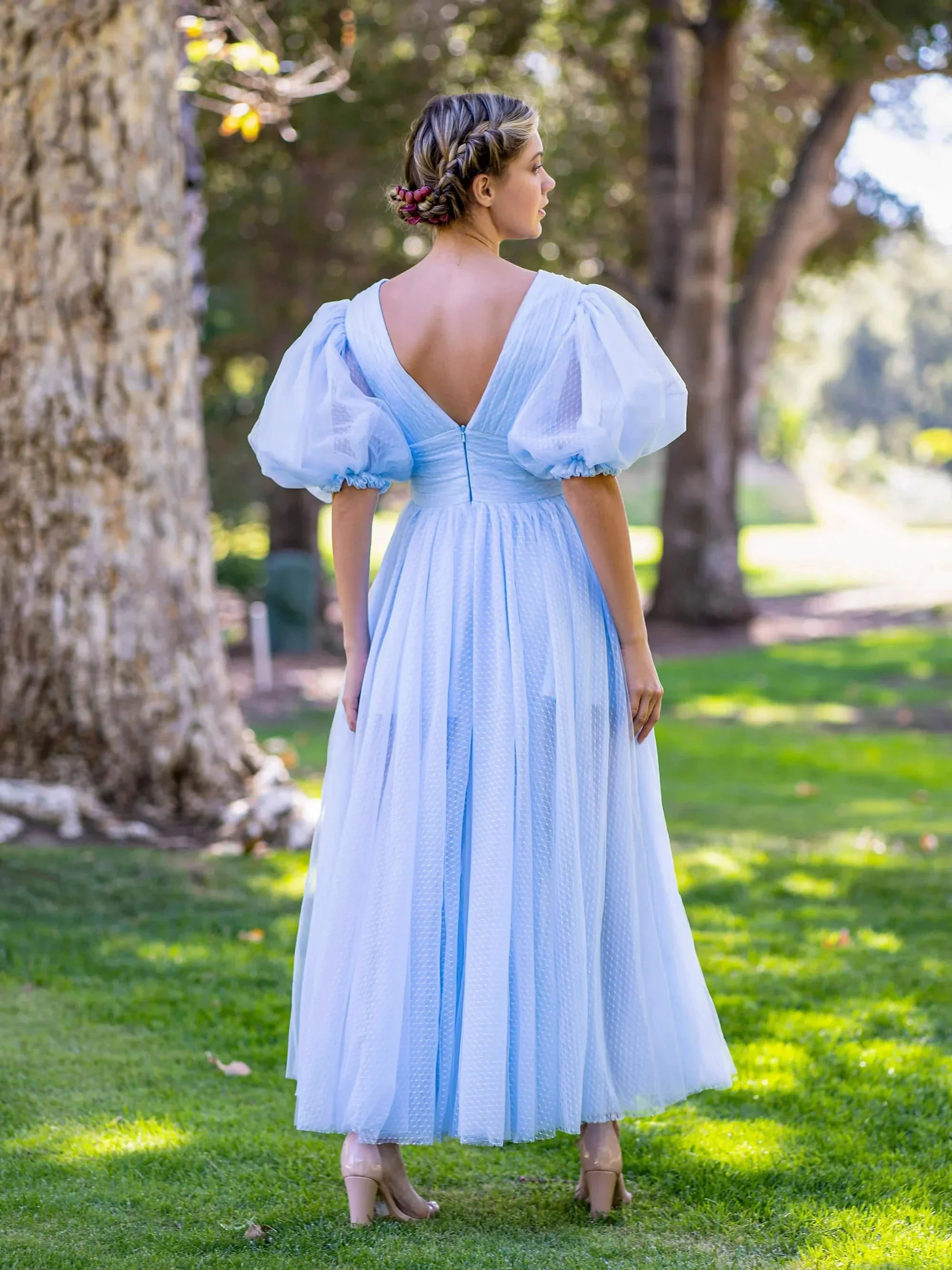 V-neck Maxi Length Tulle Prom Dress - Image 2
