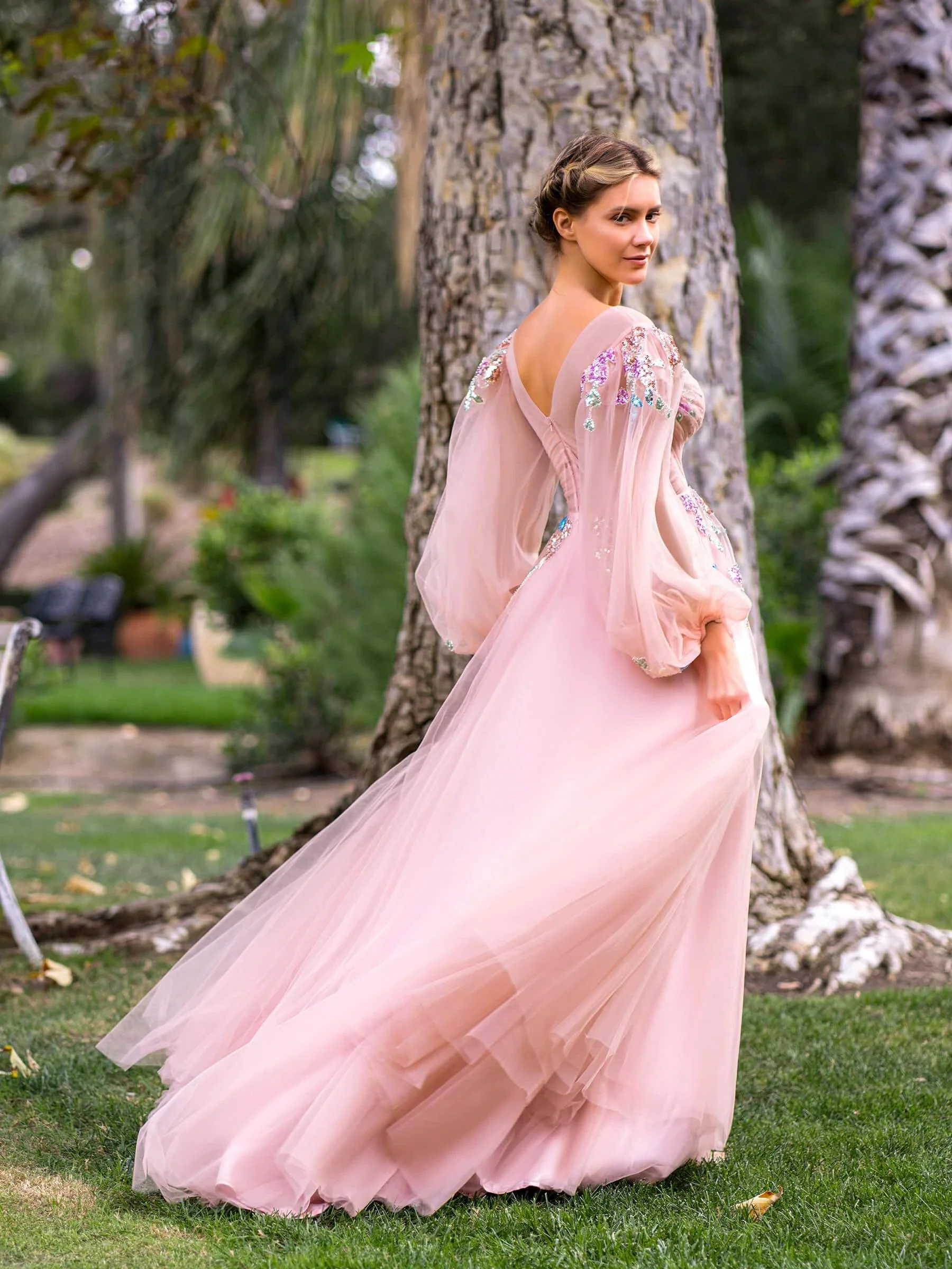 V-neck Embroidery Sequin Floor Length Tulle Prom Dress - Image 2