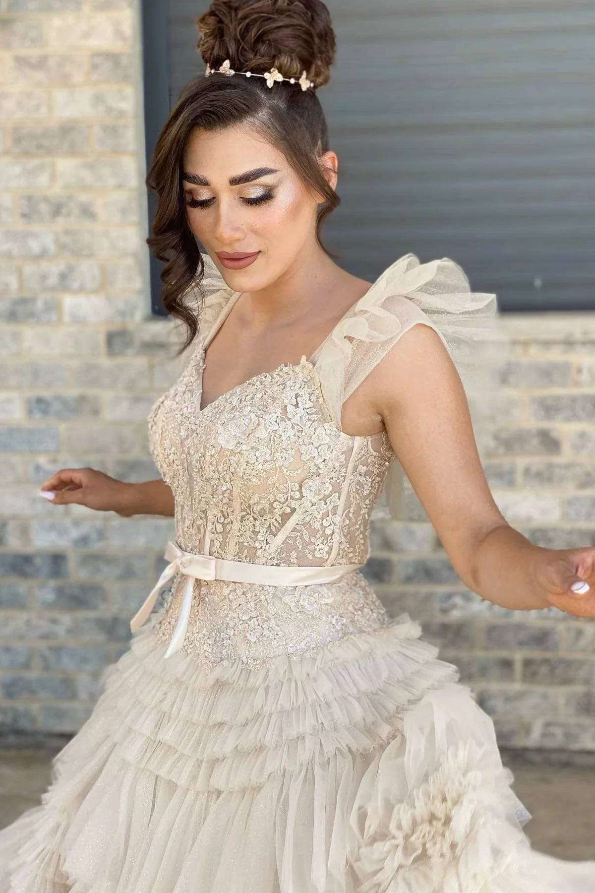 Whitney | V-Neck Ivory Appliques Tiered Tulle Prom Dress with Flying Sleeves - Image 2