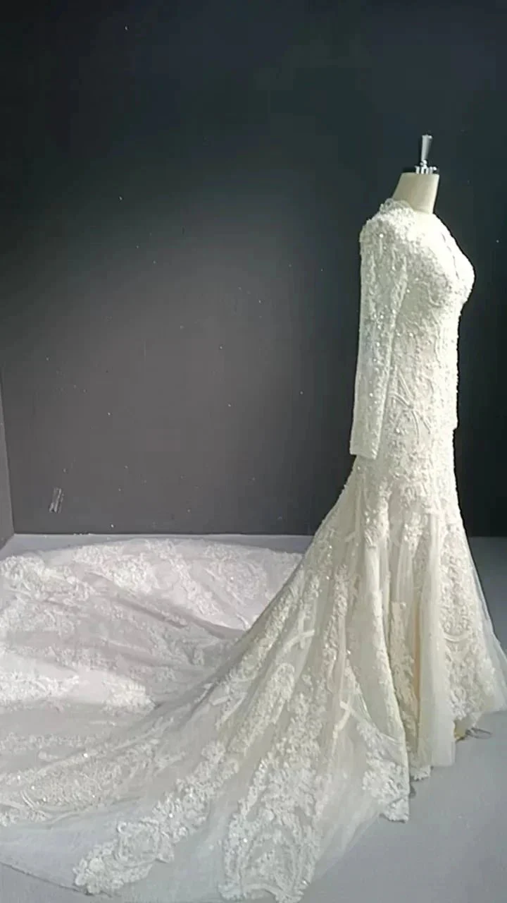 V-neck long sleeved luxurious nail bead trailing bridal veil - Image 10