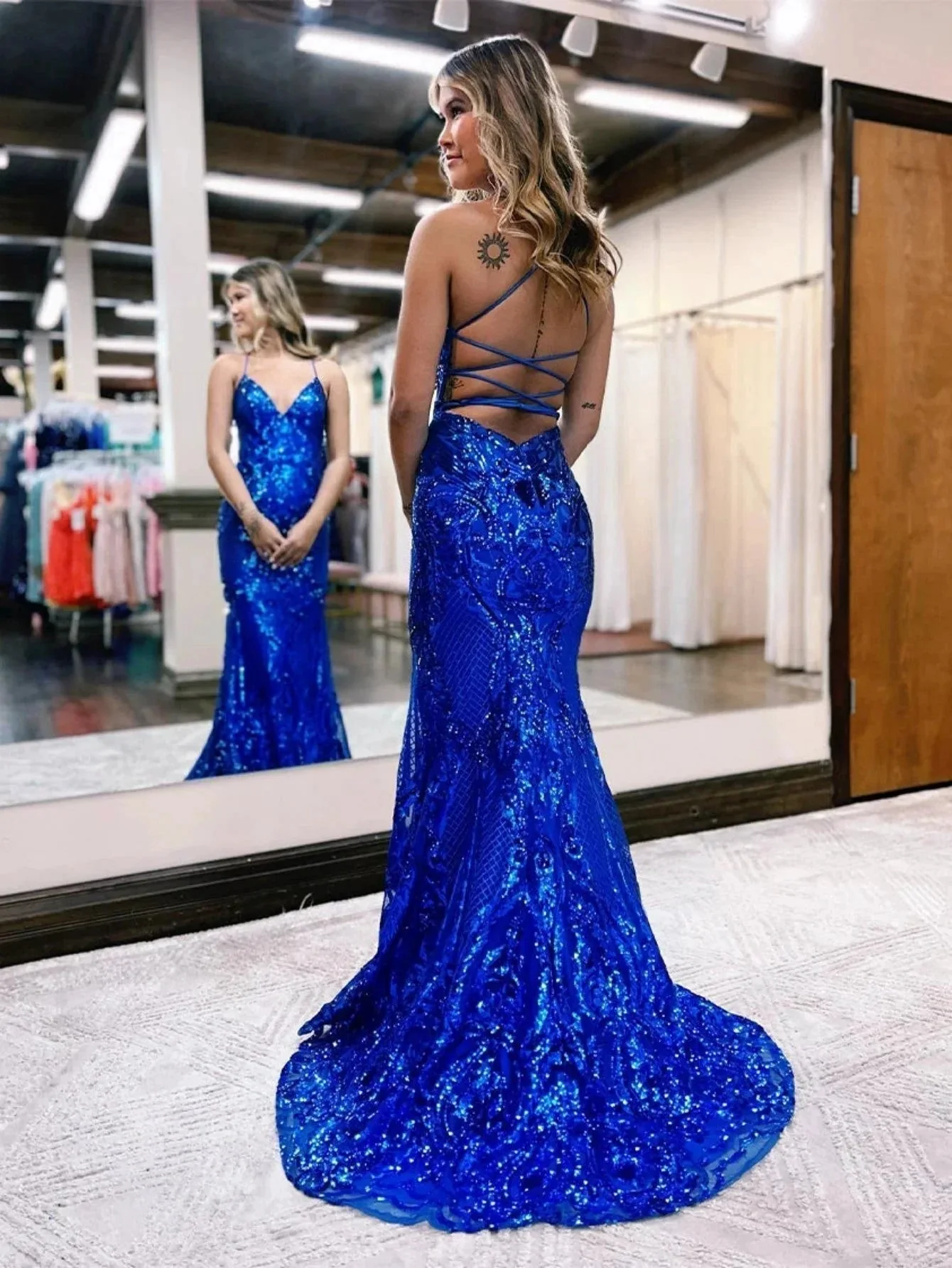 V Neck Pink Glitter Backless Mermaid Bodycon Long Prom Dress - Image 2