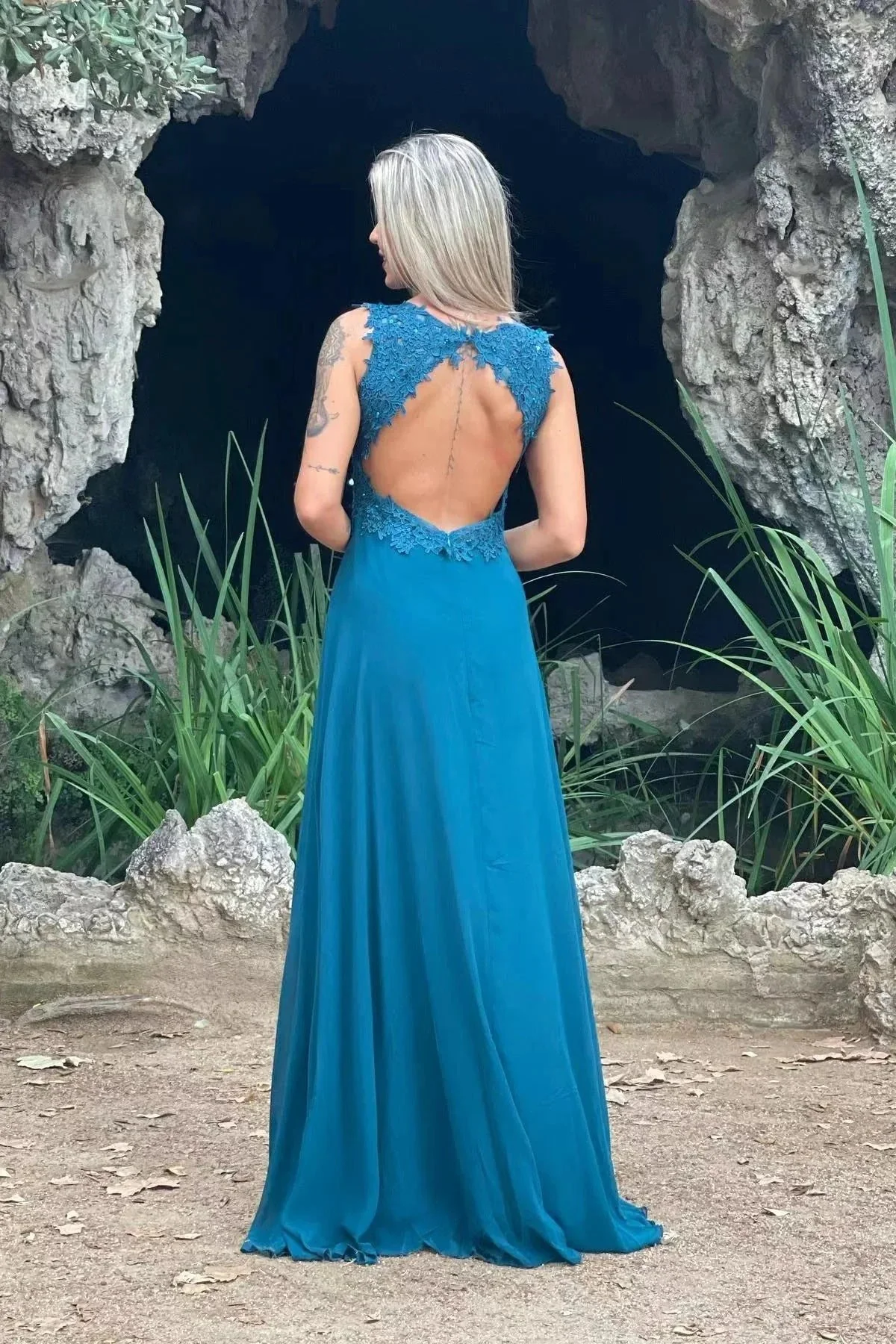 V Neck Split Front Chiffon Long Evening Dress with Elegant Appliques Lace - Image 2