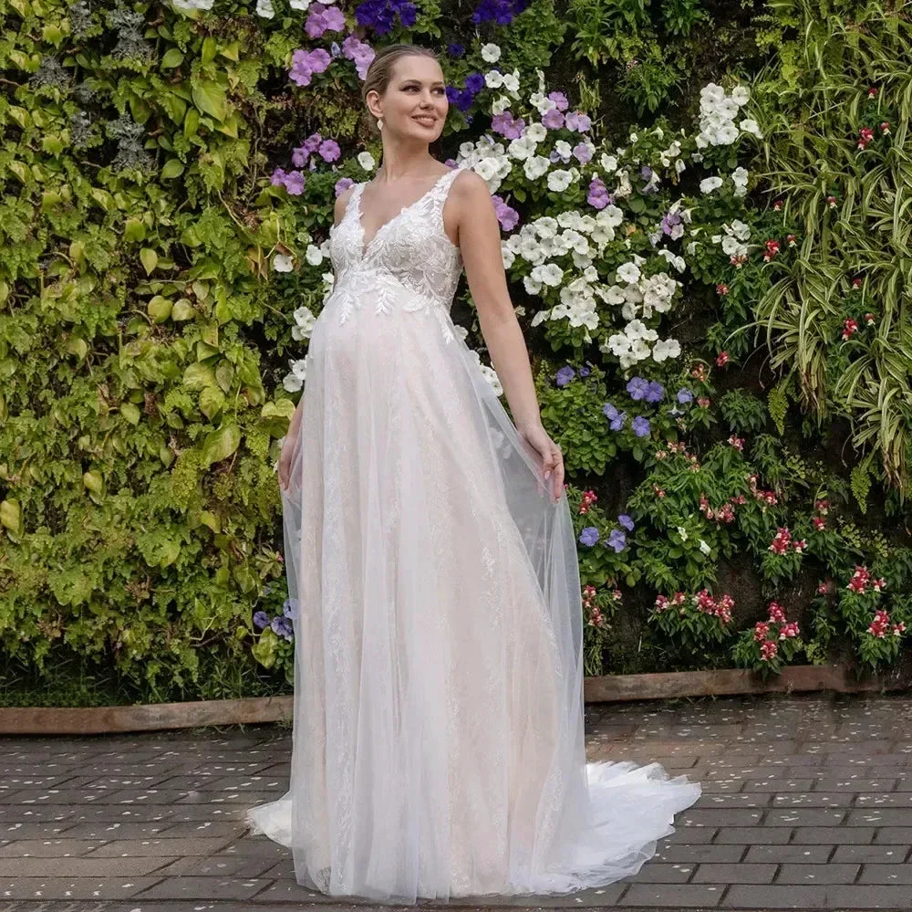 V-neck Wedding Dresses Empire Waist Lace-up Back Maternity Bride Dress White Garden Lace Bridal Gown for Pregnant Women Dress - Image 3